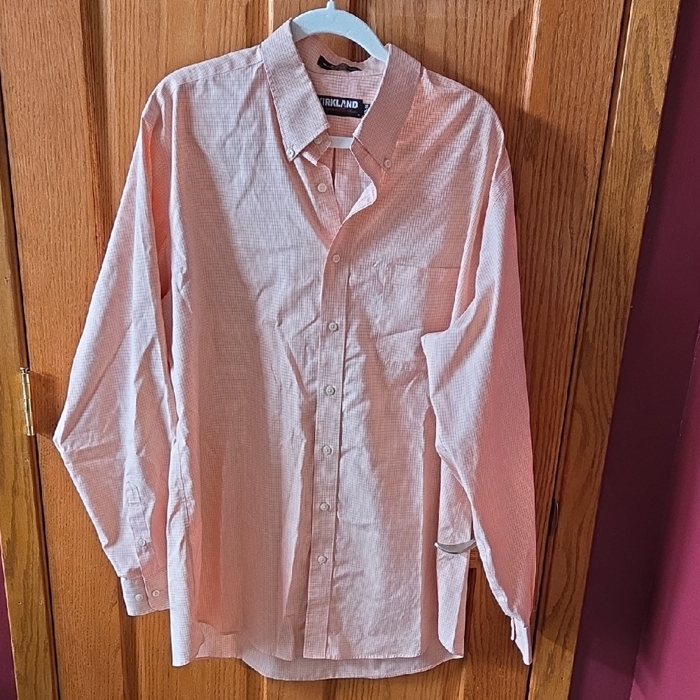 Kirkland Signature Men's Light Pink Button Down Shirt